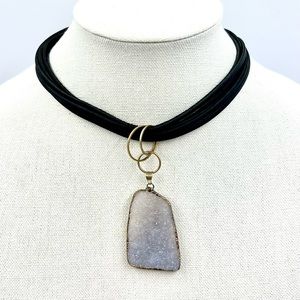 Choker: Druzy lavender agate pendant on black multi strand leather cord.